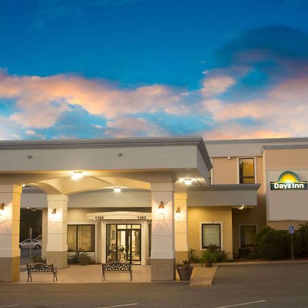 Days Inn By Wyndham Valdosta/Near Valdosta Mall Buitenkant foto